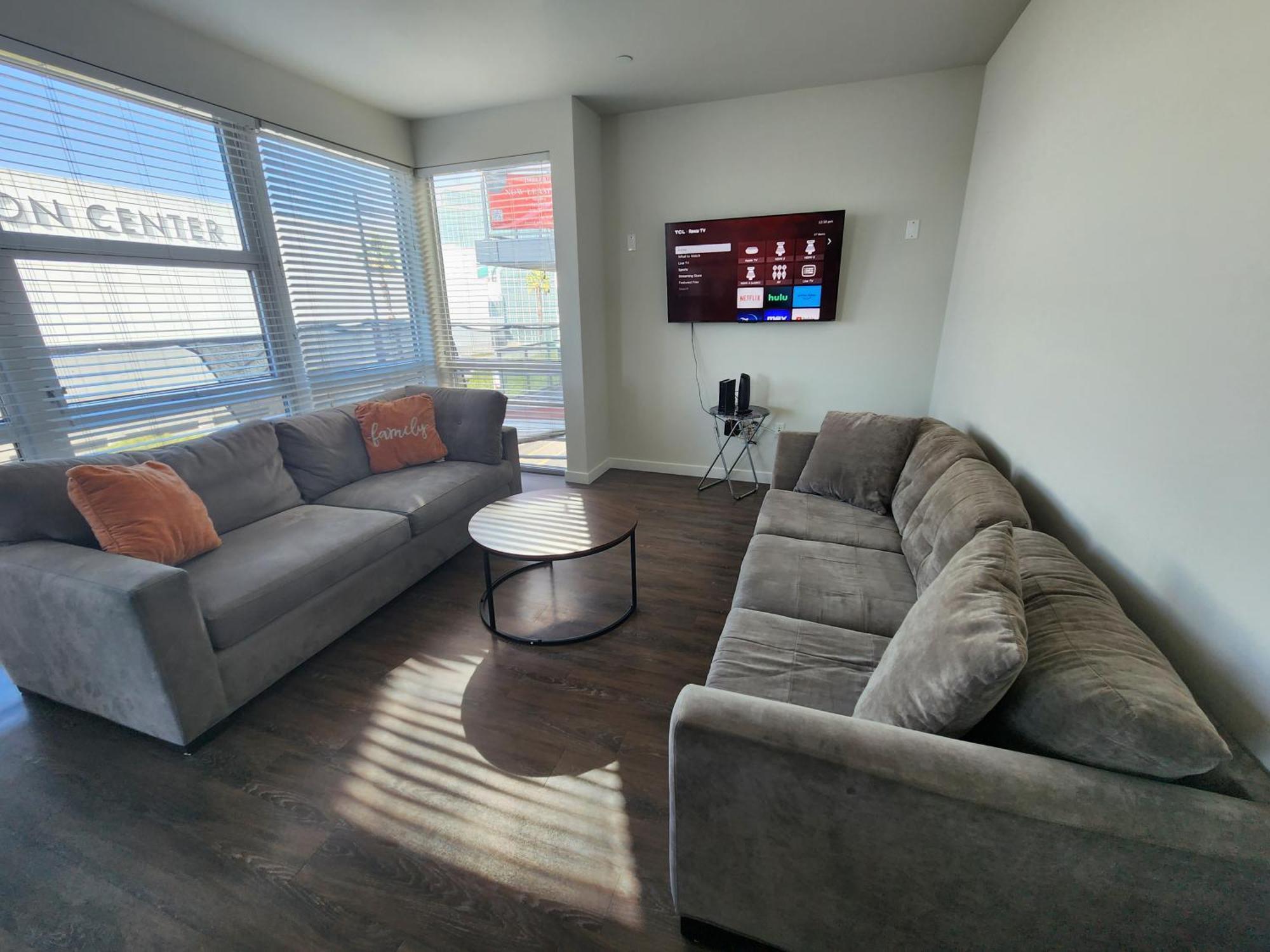 Amazing Dtla 2bdr Must See! Los Angeles